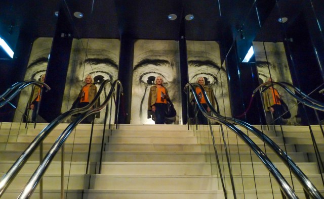 joann-on-dali-museum-steps